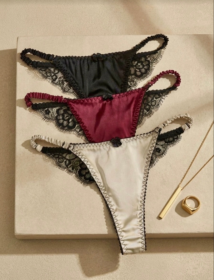 Tanga satin con encaje